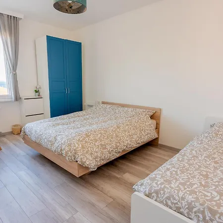 Casa Ventitreesimo شقة